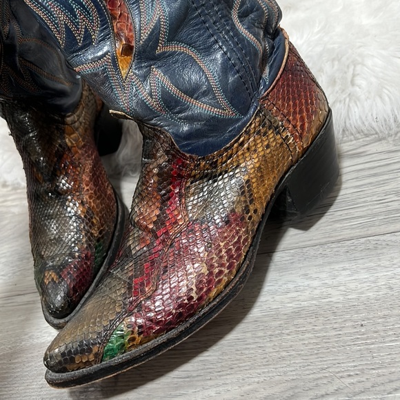 VINTAGE DAN POST  RAINBOW  PYTHON SNAKESKIN EXOTIC RARE WESTERN BOOT 6.5 M - Picture 4 of 16